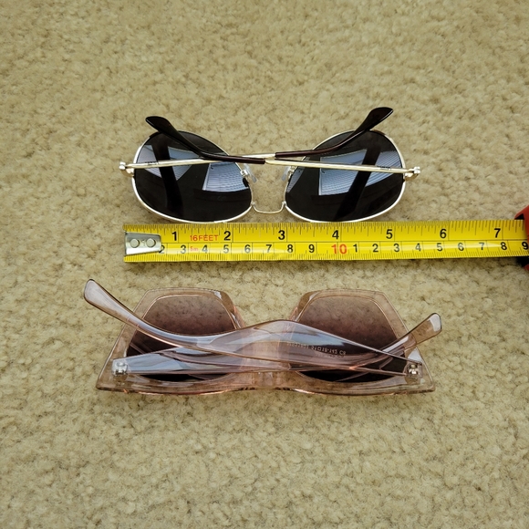 Sunglasses Set 1 - Picture 3 of 3